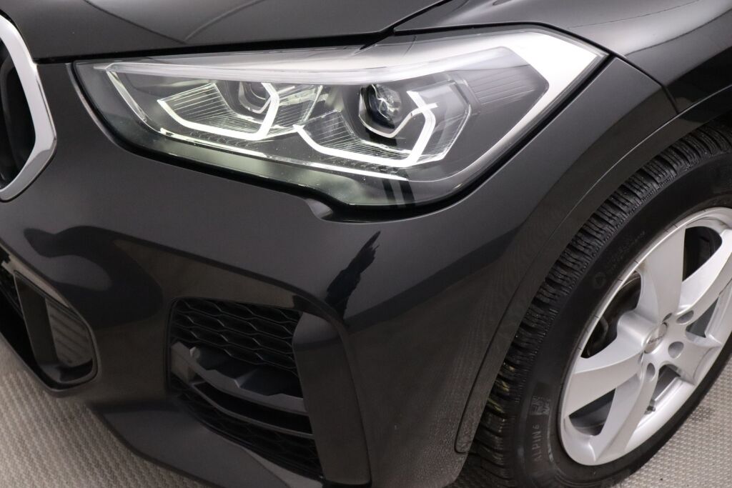 BMW X1 2020 F48 xDrive25e A Business M Sport / LEDit / Nahkaverhoilu / Urheiluistuimet / Navi / Sähköluukku - RAHOITUS TÄHÄN AUTOON VAIN 2.99% - 