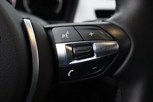 BMW X1 2020 F48 xDrive25e A Business M Sport / LEDit / Nahkaverhoilu / Urheiluistuimet / Navi / Sähköluukku - RAHOITUS TÄHÄN AUTOON VAIN 2.99% - 