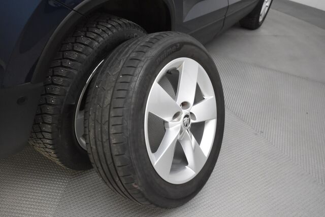 Skoda Karoq 2019 1,5 TSI Style DSG Autom. / Adapt. vakkari / Keyless / Suomiauto