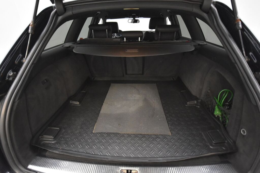 Audi A6 2011 Avant S line Business 2,7 V6 TDI (DPF) quattro 30v tipronic / 1-Omisteinen Suomi-auto / Lohkolämmitin+sisäpistoke / Huoltokirja