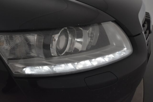 Audi A6 2011 Avant S line Business 2,7 V6 TDI (DPF) quattro 30v tipronic / 1-Omisteinen Suomi-auto / Lohkolämmitin+sisäpistoke / Huoltokirja
