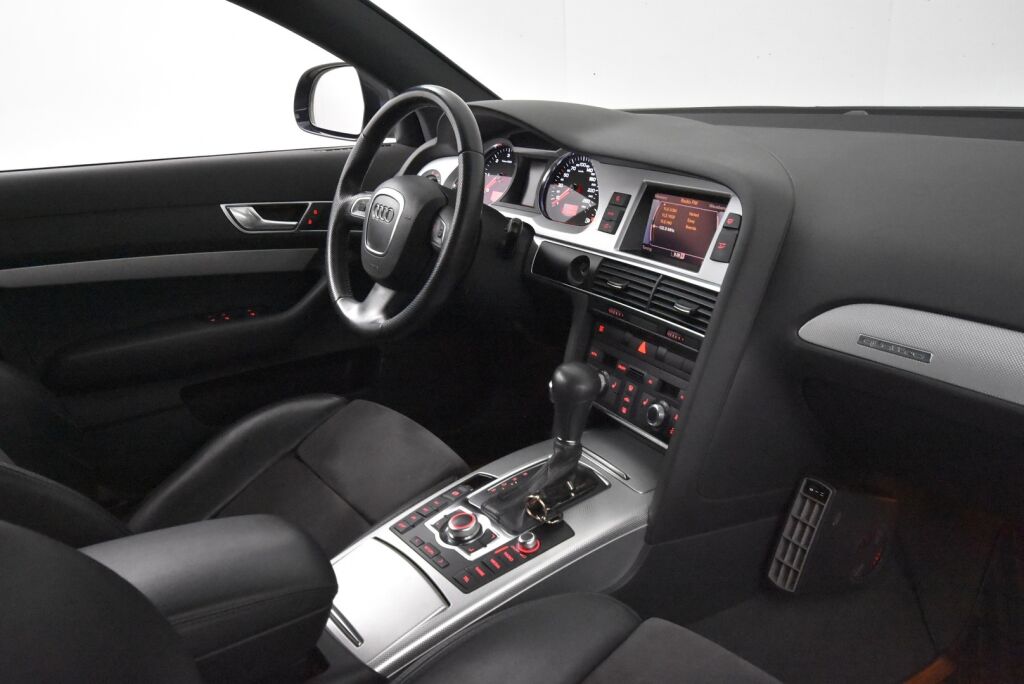 Audi A6 2011 Avant S line Business 2,7 V6 TDI (DPF) quattro 30v tipronic / 1-Omisteinen Suomi-auto / Lohkolämmitin+sisäpistoke / Huoltokirja