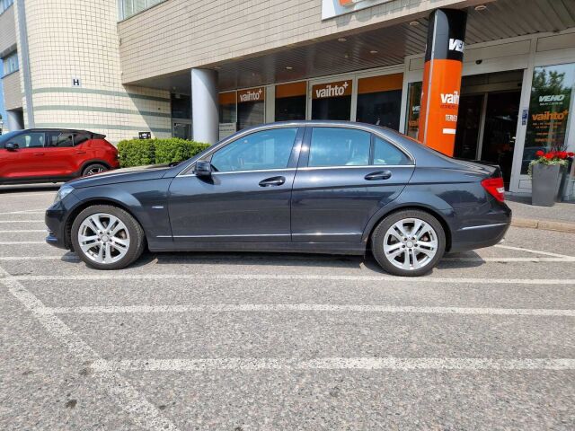 Mercedes-Benz C 2011 250 CDI BE 4Matic A Premium Business / 1 omistaja / Merkkihuolto historia / ILS / Nahkasisusta / Navi / Kaistavahti
