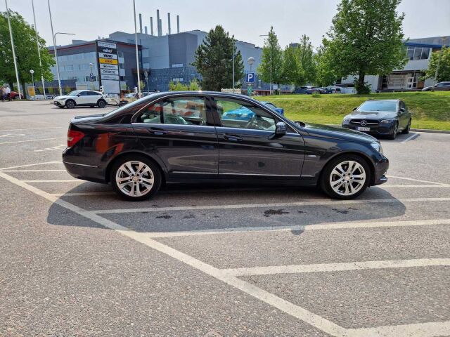Mercedes-Benz C 2011 250 CDI BE 4Matic A Premium Business / 1 omistaja / Merkkihuolto historia / ILS / Nahkasisusta / Navi / Kaistavahti