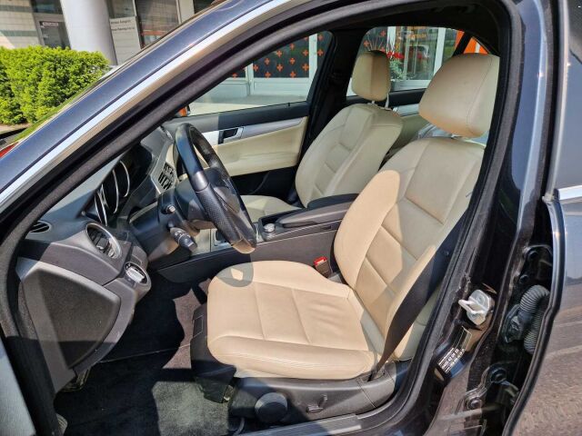 Mercedes-Benz C 2011 250 CDI BE 4Matic A Premium Business / 1 omistaja / Merkkihuolto historia / ILS / Nahkasisusta / Navi / Kaistavahti