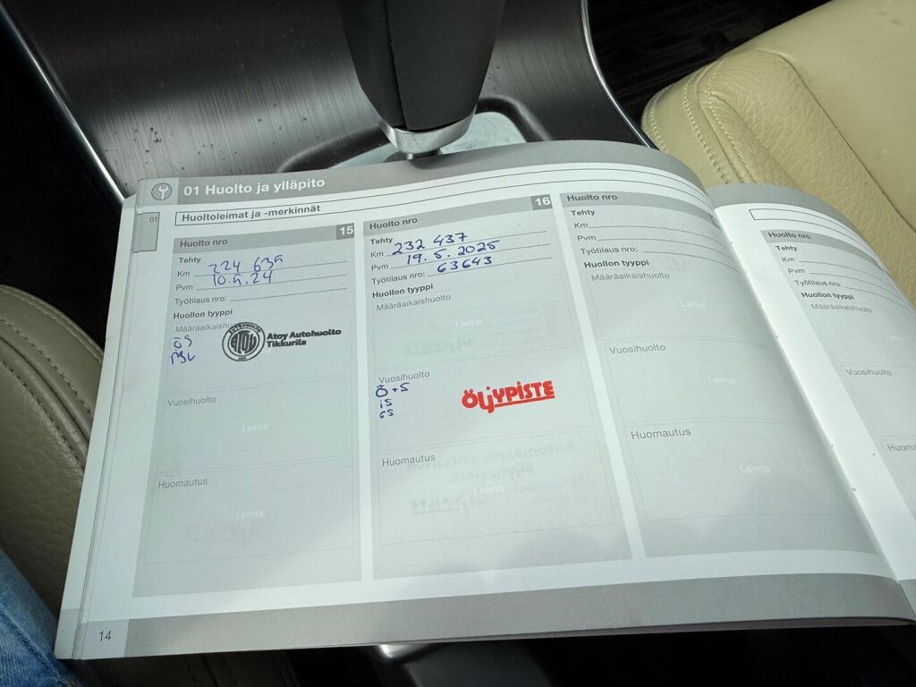 Volvo S60 2011 D3 Summum S/S aut / Blis / Adapt. vakkari / Nahkaverhoilu / Kuljettajan istuin muistilla