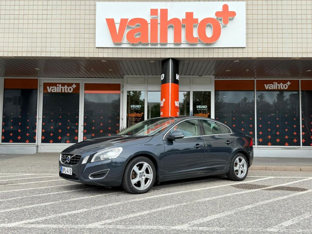 Volvo S60 2011 D3 Summum S/S aut / Blis / Adapt. vakkari / Nahkaverhoilu / Kuljettajan istuin muistilla