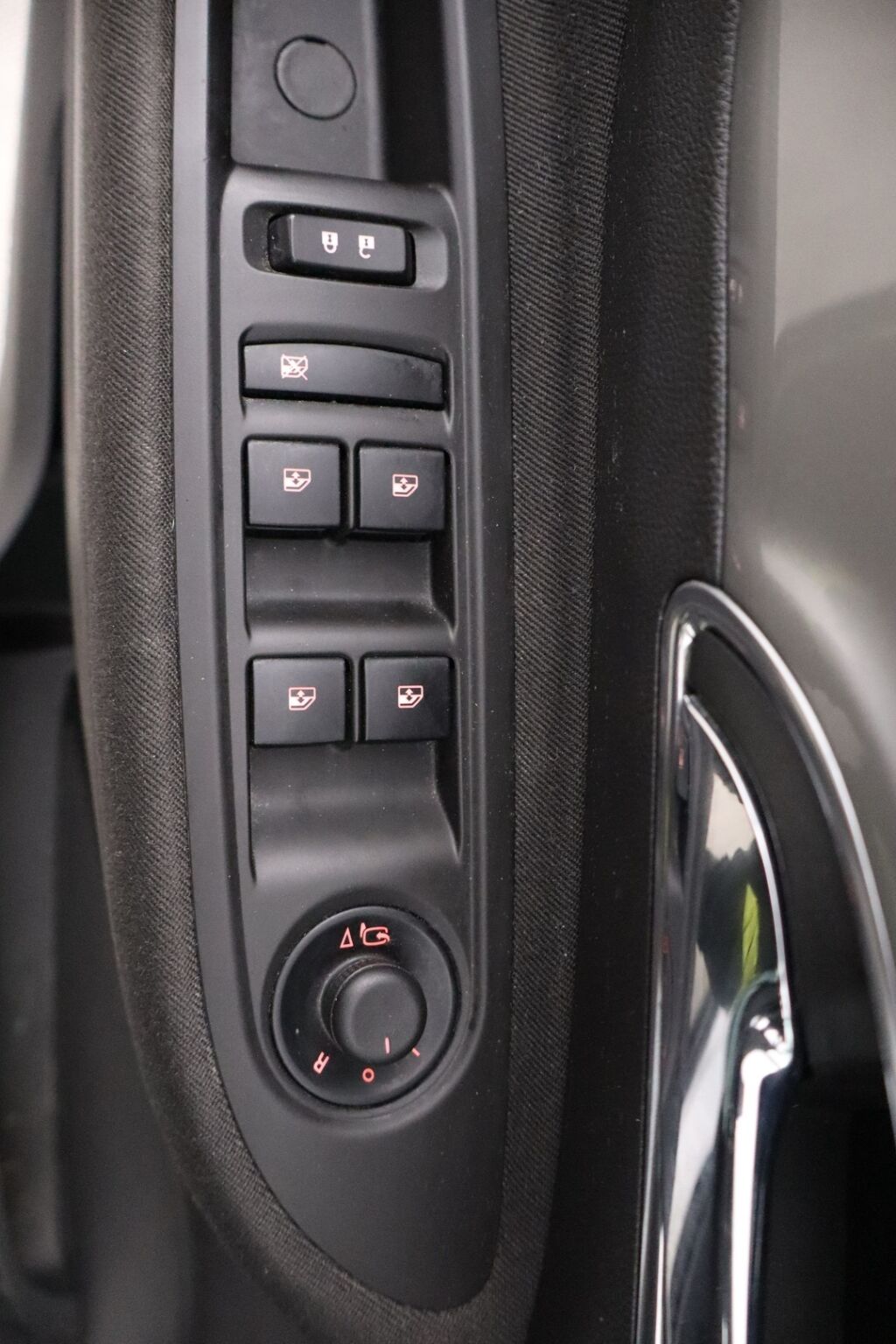 Opel Mokka 2014 5-ov Enjoy 1,4 Turbo Start/Stop 4x4 103kW MT6 / Vakkari / Lämm. ratti / Juuri katsastettu /