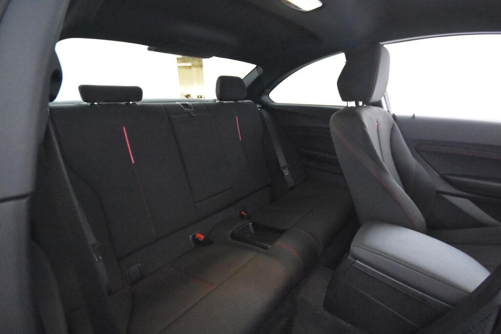 BMW 220 2015 F22 Coupe 220i Business Sport / Sport penkit/ Xenonit / Tutkat