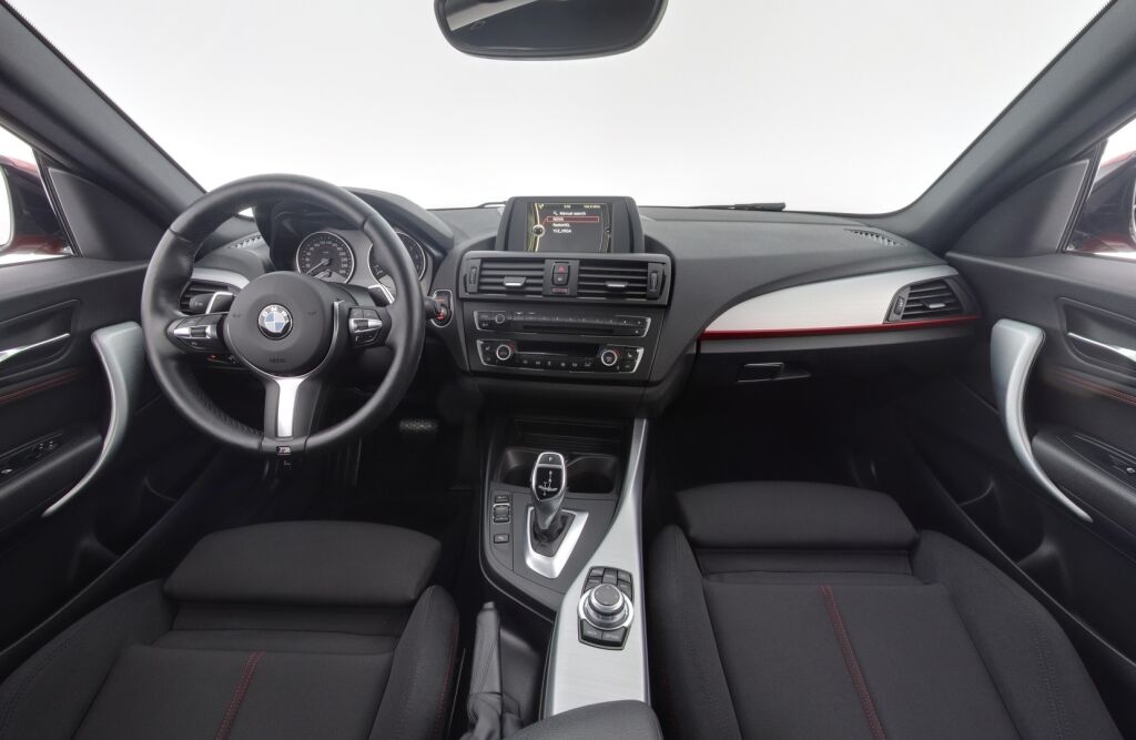 BMW 220 2015 F22 Coupe 220i Business Sport / Sport penkit/ Xenonit / Tutkat
