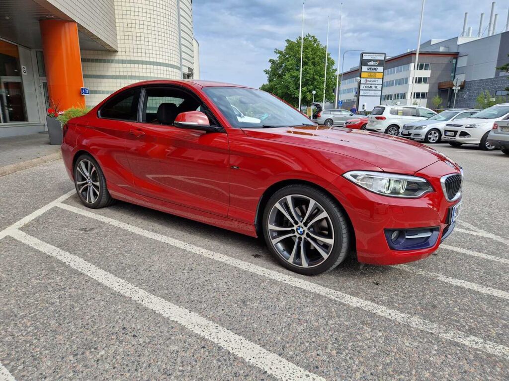 BMW 220 2015 F22 Coupe 220i Business Sport / Sport penkit/ Xenonit / Tutkat