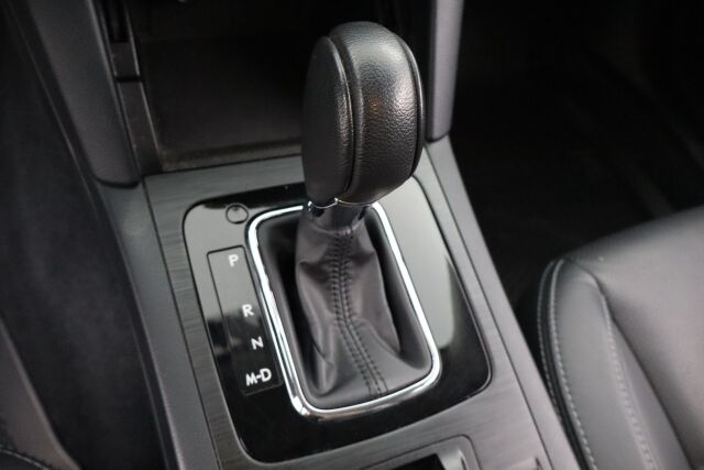 Subaru Outback 2015 2,5i Ridge CVT / Adapt.Vakkari / Suomiauto / Kaistavahti / Lohko+Sp / P.Kamera