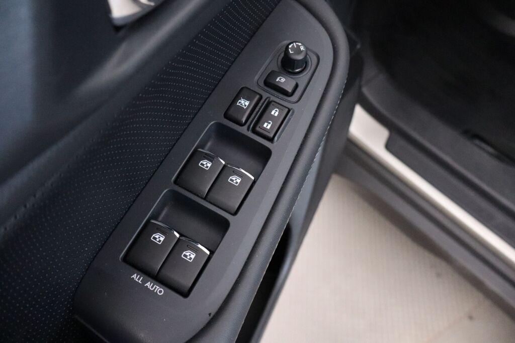 Subaru Outback 2015 2,5i Ridge CVT / Adapt.Vakkari / Suomiauto / Kaistavahti / Lohko+Sp / P.Kamera
