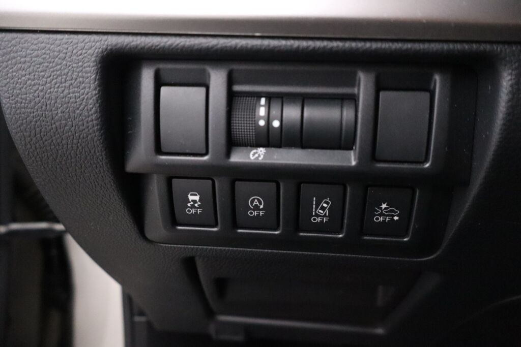 Subaru Outback 2015 2,5i Ridge CVT / Adapt.Vakkari / Suomiauto / Kaistavahti / Lohko+Sp / P.Kamera