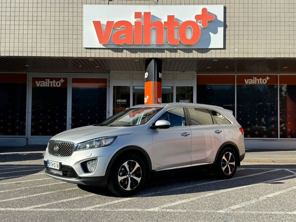 Kia Sorento 2015 2,2 CRDi AWD Business A/T 5P / Webasto / Vetokoukku / Navigointi / Peruutuskamera