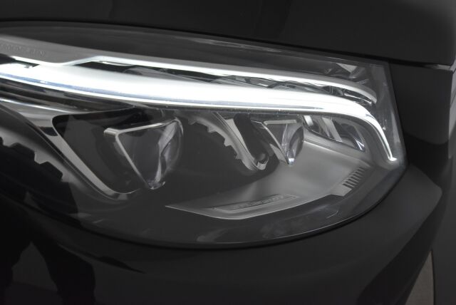 Mercedes-Benz GLE 2016 350 d 4Matic AMG / Webasto / Koukku / Kamera / Navi / Nahkasisusta /  Led valot