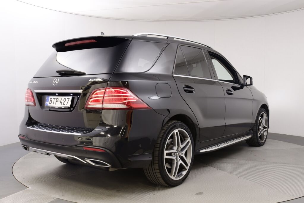 Mercedes-Benz GLE 2016 350 d 4Matic AMG / Webasto / Koukku / Kamera / Navi / Nahkasisusta /  Led valot