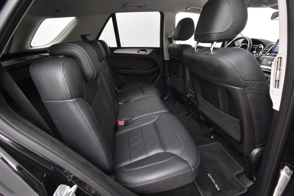 Mercedes-Benz GLE 2016 350 d 4Matic AMG / Webasto / Koukku / Kamera / Navi / Nahkasisusta /  Led valot