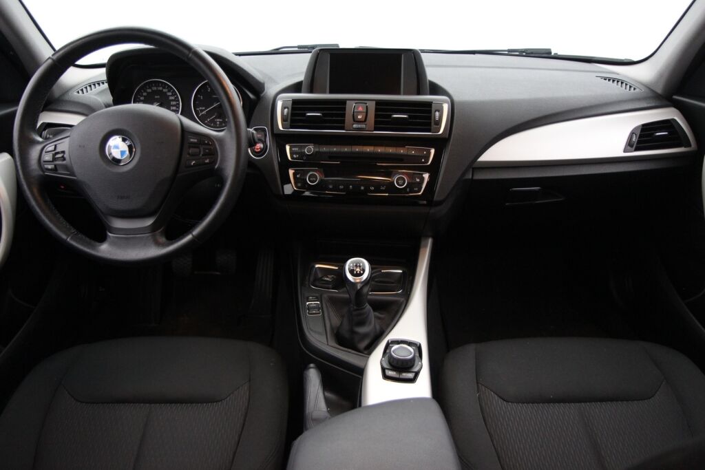 BMW 116 2015 F20 Hatchback 116d ED Business / Aut. ilmastointi / Kahdet renkaat / Huoltokirja / - RAHOITUS TÄHÄN AUTOON VAIN 3.99% - 