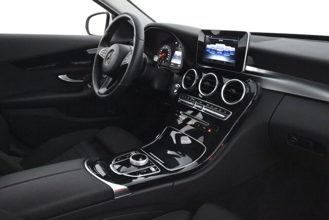 Mercedes-Benz C 2017 200 Edition 4MATIC / Led-ajovalot / IHC+ / 2-Omisteinen / Suomi-auto