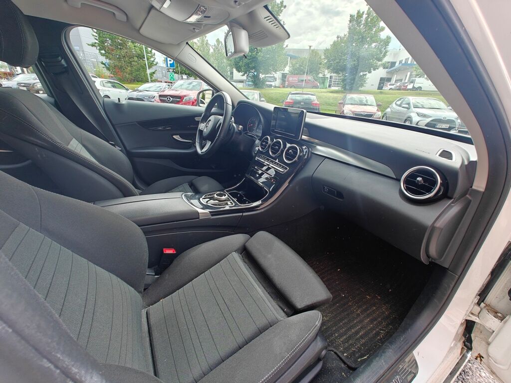 Mercedes-Benz C 2017 200 Edition 4MATIC / Led-ajovalot / IHC+ / 2-Omisteinen / Suomi-auto