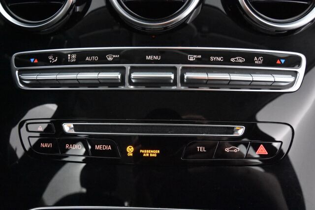 Mercedes-Benz C 2017 200 Edition 4MATIC / Led-ajovalot / IHC+ / 2-Omisteinen / Suomi-auto