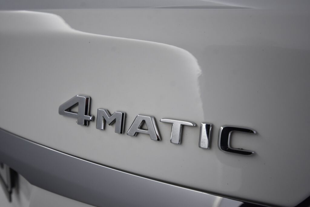 Mercedes-Benz C 2017 200 Edition 4MATIC / Led-ajovalot / IHC+ / 2-Omisteinen / Suomi-auto