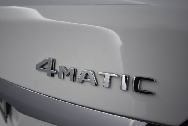 Mercedes-Benz C 2017 200 Edition 4MATIC / Led-ajovalot / IHC+ / 2-Omisteinen / Suomi-auto