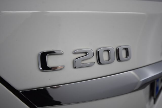 Mercedes-Benz C 2017 200 Edition 4MATIC / Led-ajovalot / IHC+ / 2-Omisteinen / Suomi-auto