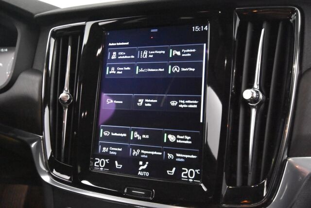Volvo V90 Cross Country 2017 D4  AWD Pro aut / Vetokoukku / HUD / VOC / BLIS / Adapt. vakkari / 360-kamera /