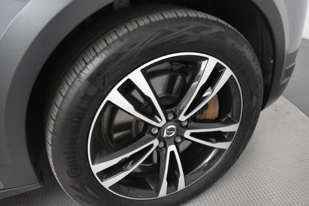 Volvo V90 Cross Country 2017 D4  AWD Pro aut / Vetokoukku / HUD / VOC / BLIS / Adapt. vakkari / 360-kamera /