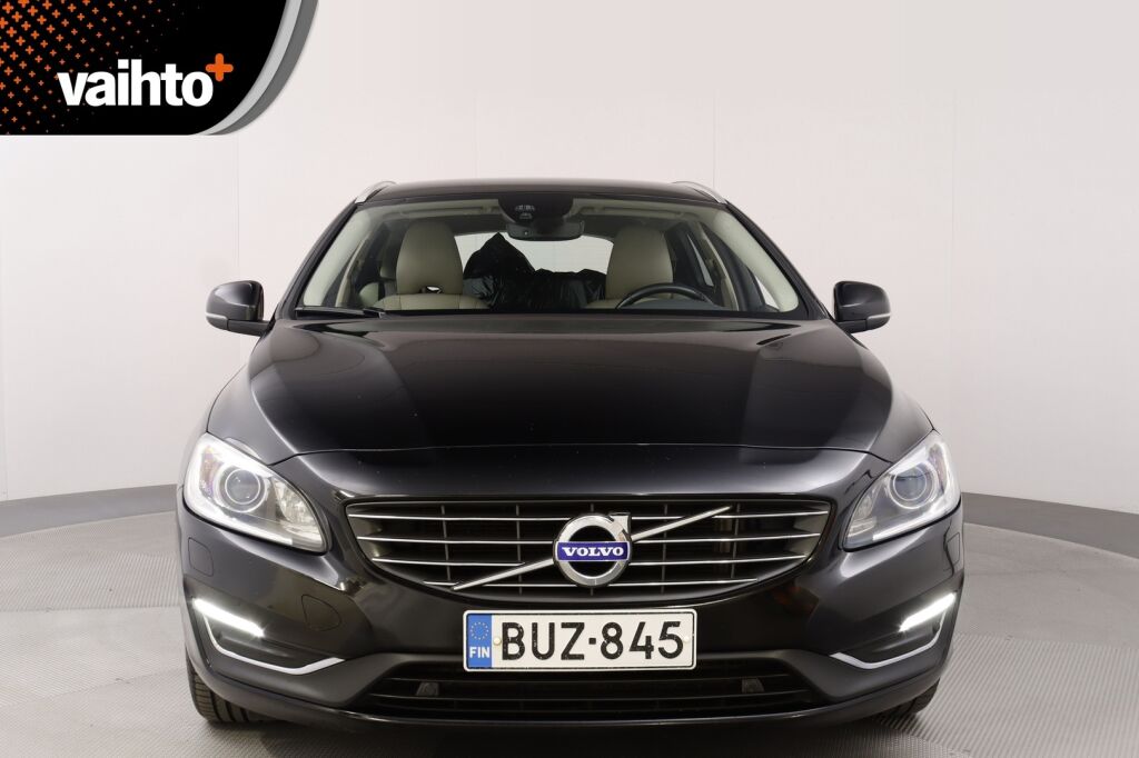 Volvo V60 2017 D3 Business Classic Summum aut / Webasto / Koukku/ Nahkaverhoilu
