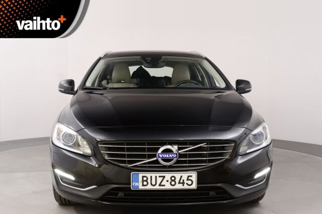 Volvo V60 2017 D3 Business Classic Summum aut / Webasto / Koukku/ Nahkaverhoilu