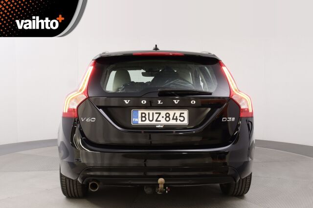 Volvo V60 2017 D3 Business Classic Summum aut / Webasto / Koukku/ Nahkaverhoilu