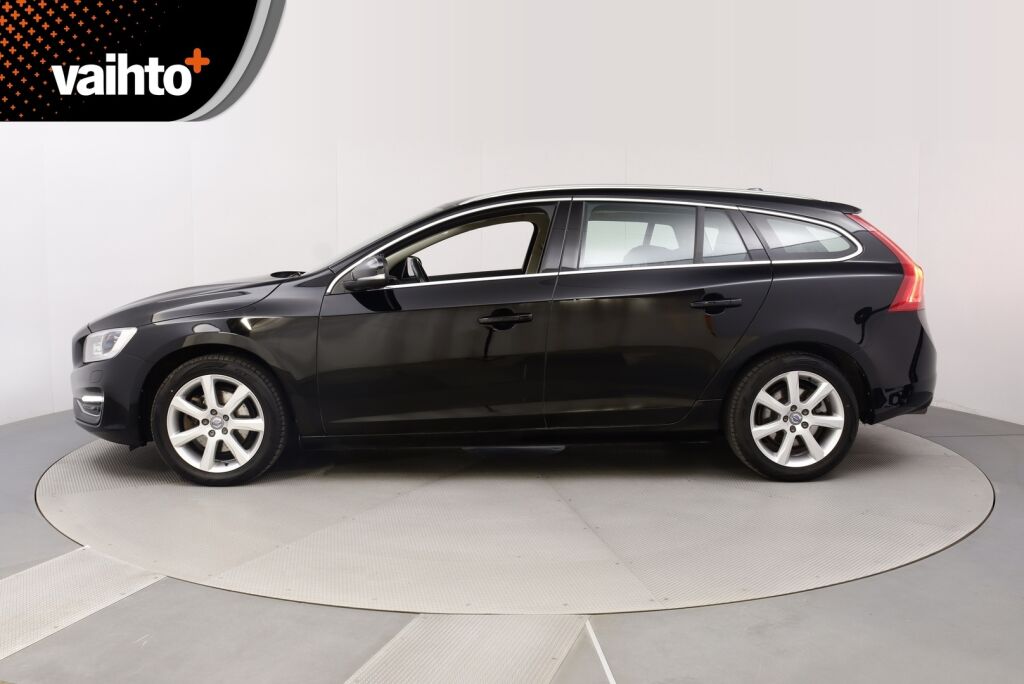 Volvo V60 2017 D3 Business Classic Summum aut / Webasto / Koukku/ Nahkaverhoilu