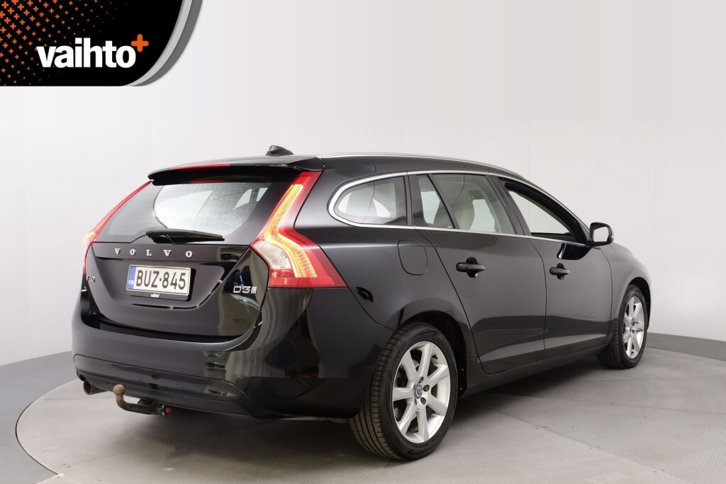 Volvo V60 2017 D3 Business Classic Summum aut / Webasto / Koukku/ Nahkaverhoilu