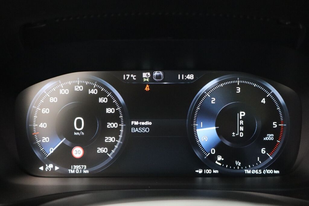 Volvo V60 2018 D4 Inscription aut / LEDit / Webasto / Adapt. Vakk. / Navi / Merkkihuollettu /