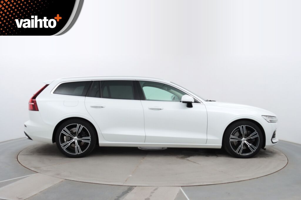 Volvo V60 2018 D4 Inscription aut / LEDit / Webasto / Adapt. Vakk. / Navi / Merkkihuollettu /