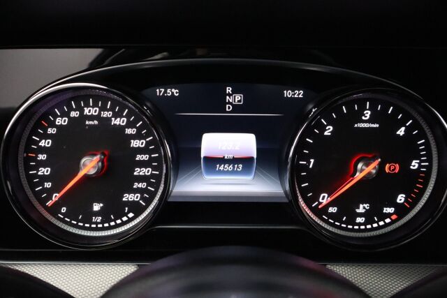 Mercedes-Benz E 2019 200 d T A Edition One Business AMG / Navi / Peruutuskamera / 1 om / Suomiauto /