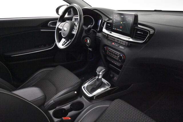 Kia Ceed 2018 1,4 T-GDI ISG 140hv EX 5D DCT A/T EcoDynamics / Tehdastakuu / LED-valot / Navigointi / Peruutuskamera