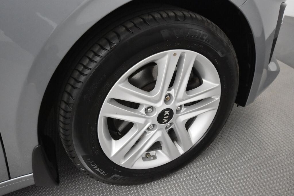 Kia Ceed 2018 1,4 T-GDI ISG 140hv EX 5D DCT A/T EcoDynamics / Tehdastakuu / LED-valot / Navigointi / Peruutuskamera