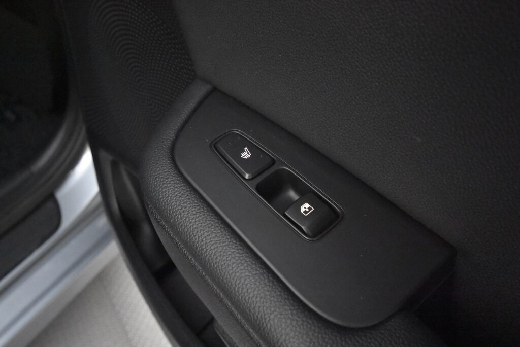 Kia Ceed 2018 1,4 T-GDI ISG 140hv EX 5D DCT A/T EcoDynamics / Tehdastakuu / LED-valot / Navigointi / Peruutuskamera