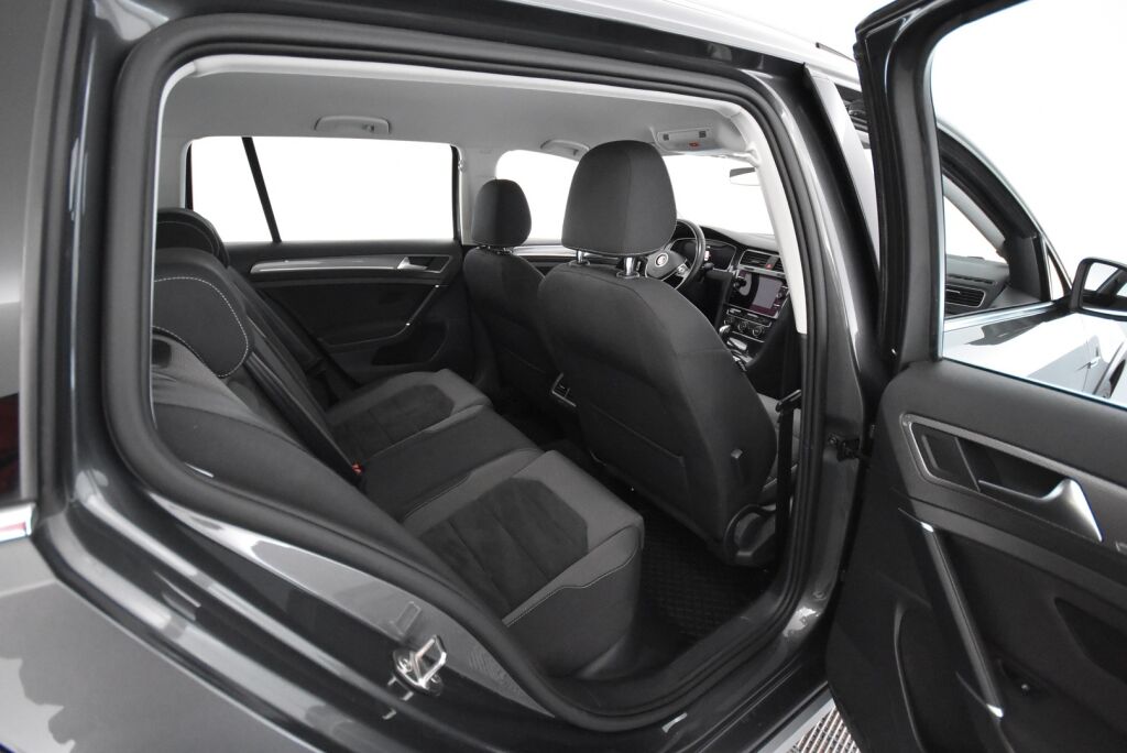 Volkswagen Golf 2019 Variant Alltrack 2,0 TDI SCR 135 kW (184 hv) 4MOTION DSG-automaatti / Webasto / Acc / LED / Keyless Go / Kamera