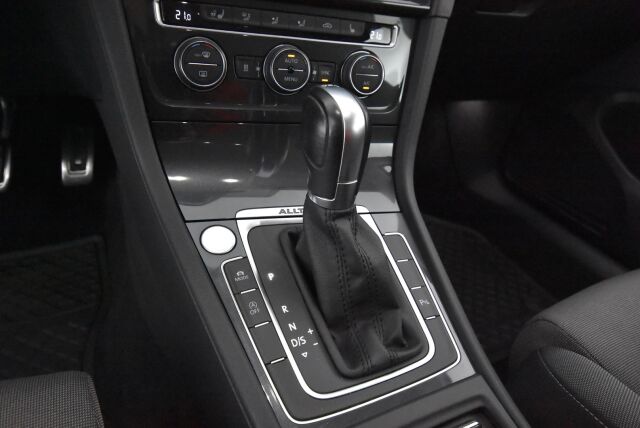 Volkswagen Golf 2019 Variant Alltrack 2,0 TDI SCR 135 kW (184 hv) 4MOTION DSG-automaatti / Webasto / Acc / LED / Keyless Go / Kamera