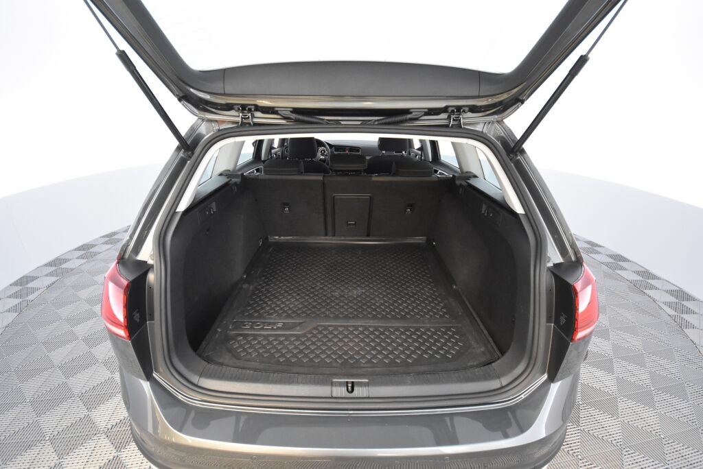 Volkswagen Golf 2019 Variant Alltrack 2,0 TDI SCR 135 kW (184 hv) 4MOTION DSG-automaatti / Webasto / Acc / LED / Keyless Go / Kamera