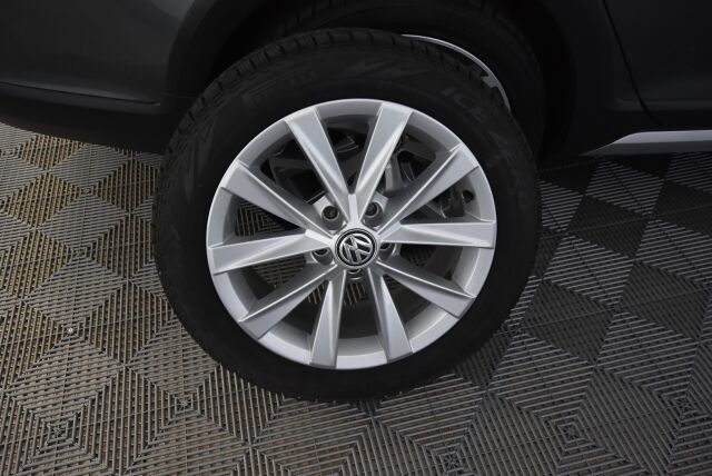 Volkswagen Golf 2019 Variant Alltrack 2,0 TDI SCR 135 kW (184 hv) 4MOTION DSG-automaatti / Webasto / Acc / LED / Keyless Go / Kamera