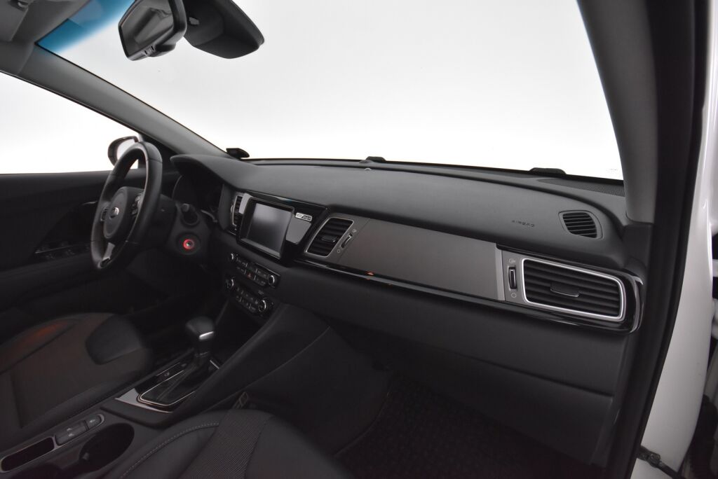 Kia Niro plug-in 2018 1,6 GDI EX DCT / Lohkolämmitin / Kaistavahti / Peruutuskamera / Adapt. vakkari