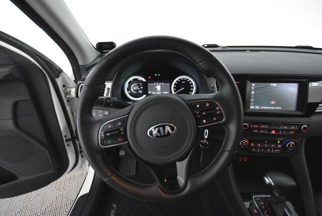 Kia Niro plug-in 2018 1,6 GDI EX DCT / Lohkolämmitin / Kaistavahti / Peruutuskamera / Adapt. vakkari