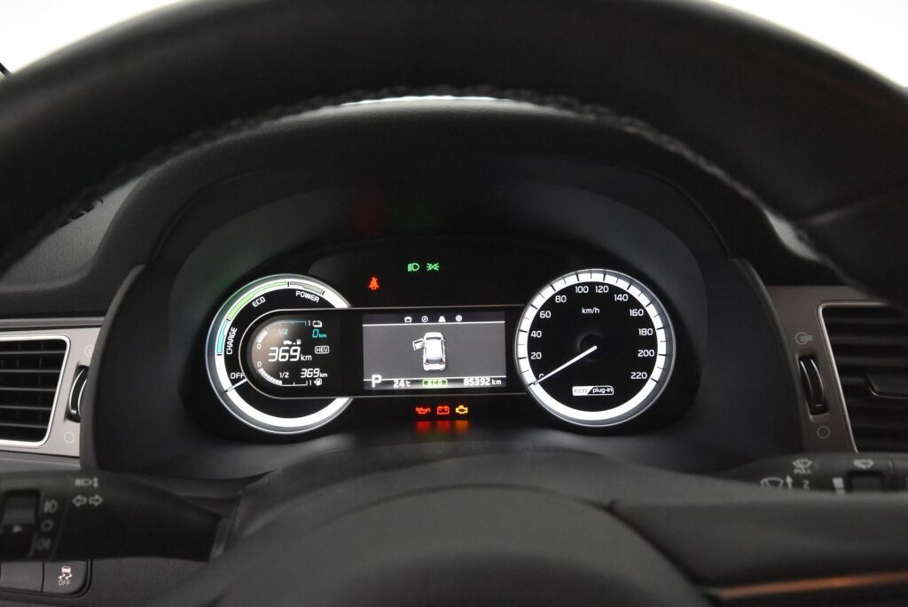 Kia Niro plug-in 2018 1,6 GDI EX DCT / Lohkolämmitin / Kaistavahti / Peruutuskamera / Adapt. vakkari