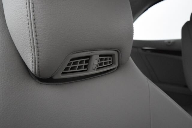 Mercedes-Benz E 2011 250 CDI BE Cabriolet A / Yksiomisteinen suomiauto / Navi / Nahat /  Vakkari /